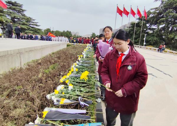 祭英烈 (12) 祭英烈 (12)